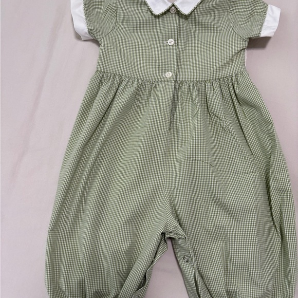 Toddler Romper Sz 18M. Green Gingham. Fall. Embroidery and smocking details. - Picture 2 of 10
